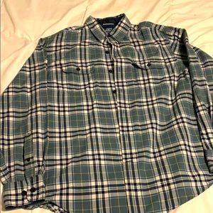 Men’s flannel button up top